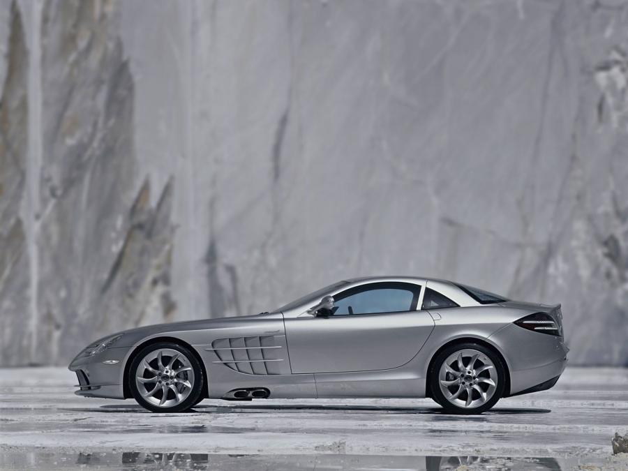  Mercedes-Benz SLR McLaren 2004 года  (фото 166 из 175)